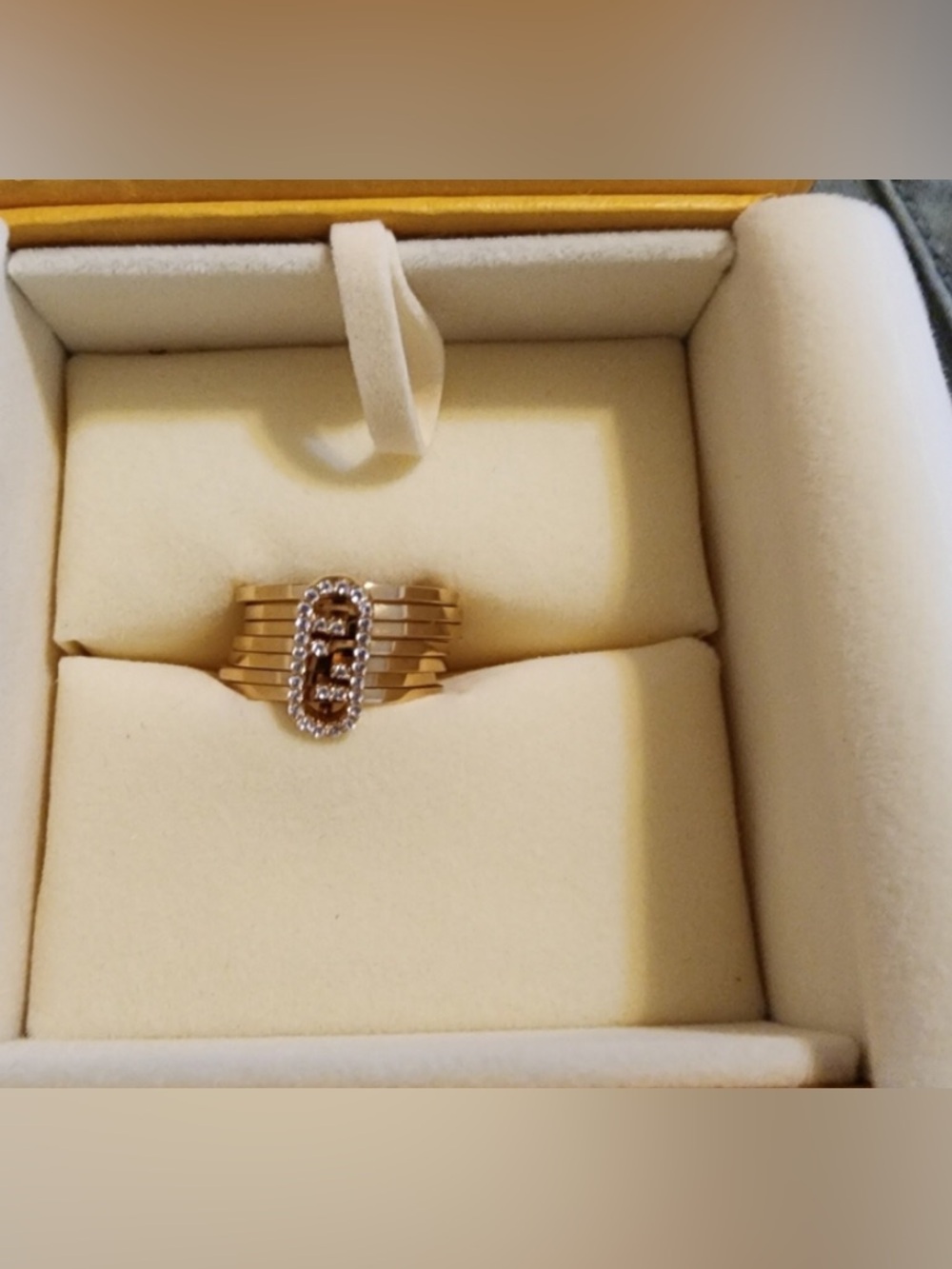 Authentic Fendi Crystal Multi (7) Band Ring Gold Tone Size 6–6.5 Wide Statement - Picture 4 of 7